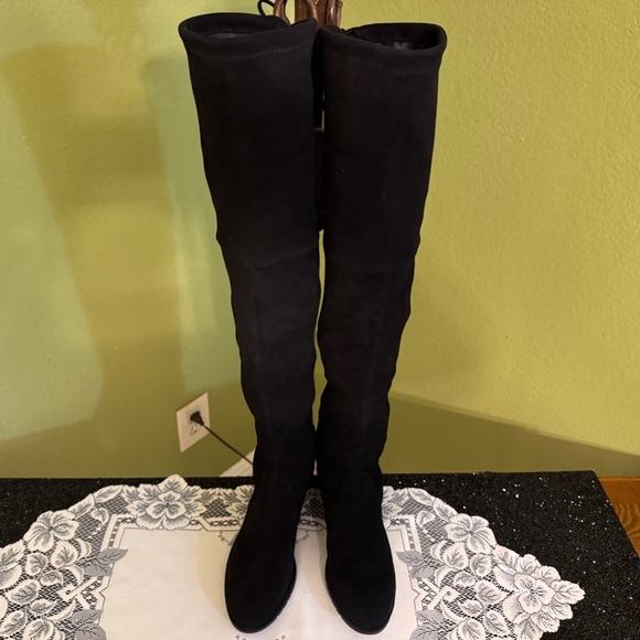 Stuart Weitzman Women's Black Over-the-Knee Boots - Picture 1 of 17